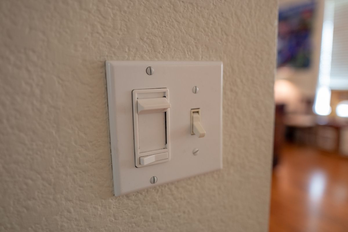 dimmer on a 2/3/4 way switches