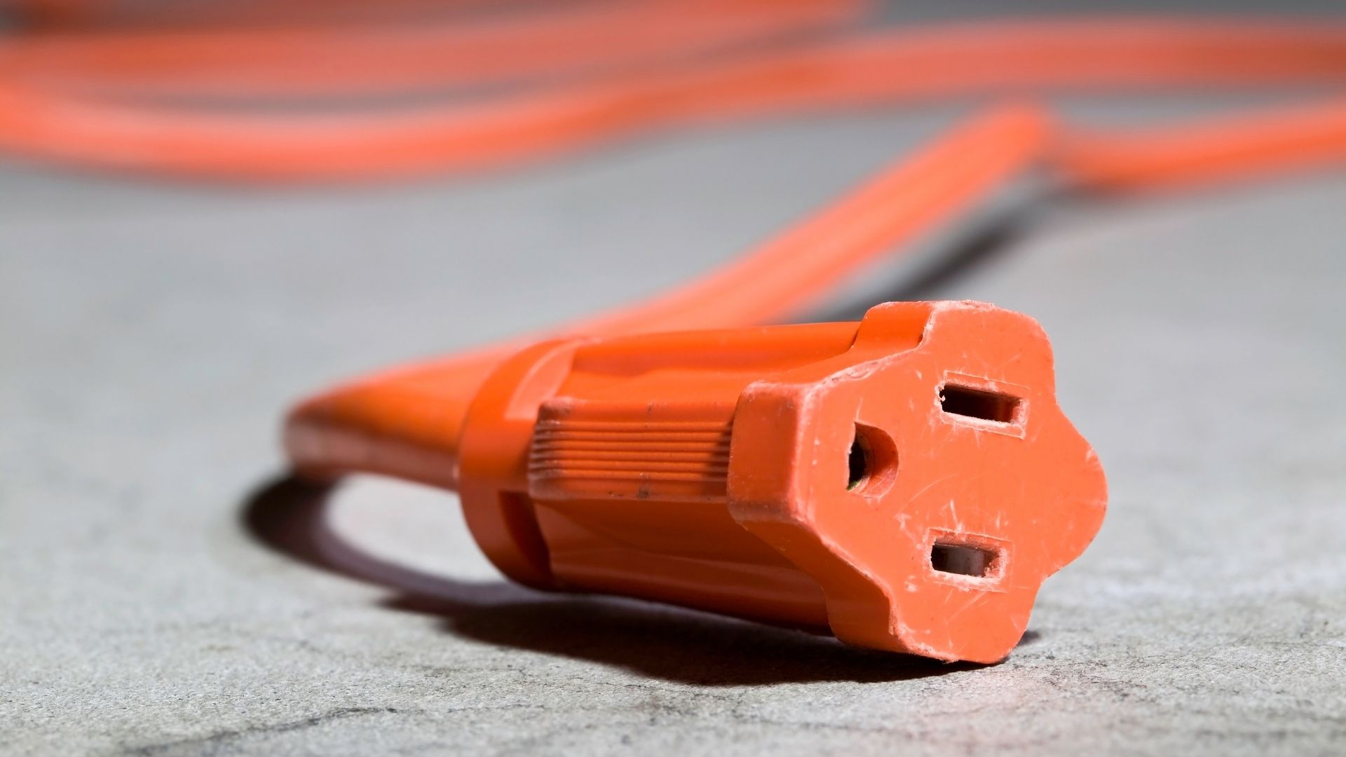 can you use indoor extension cords outside