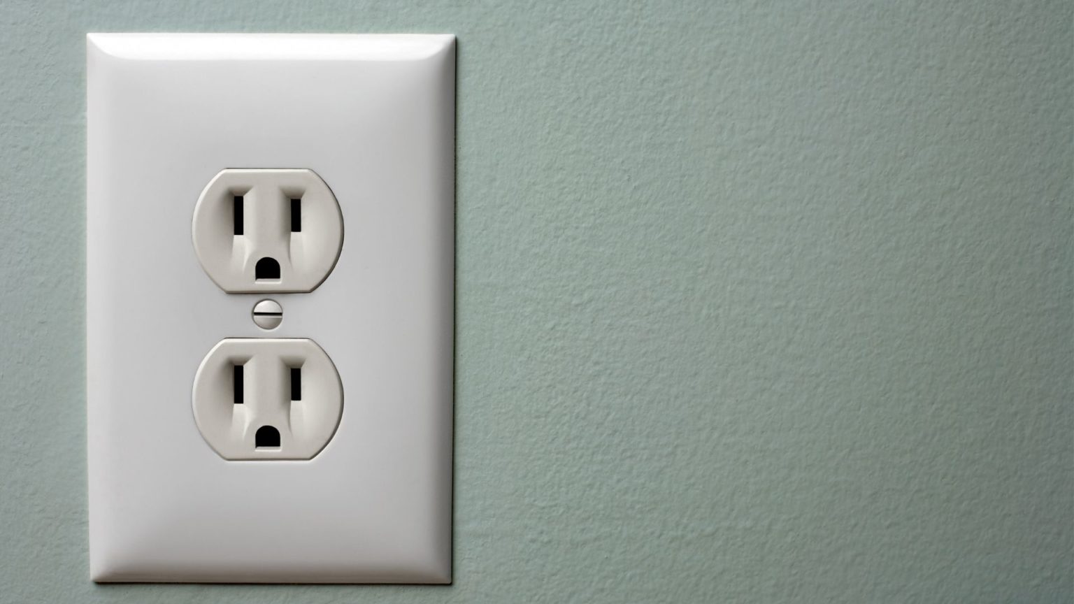 115v-vs-120v-outlet-design-price-safety-explained